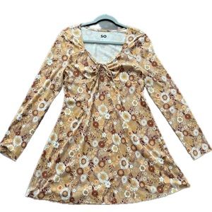 Floral print dress. Size Large. Never worn.